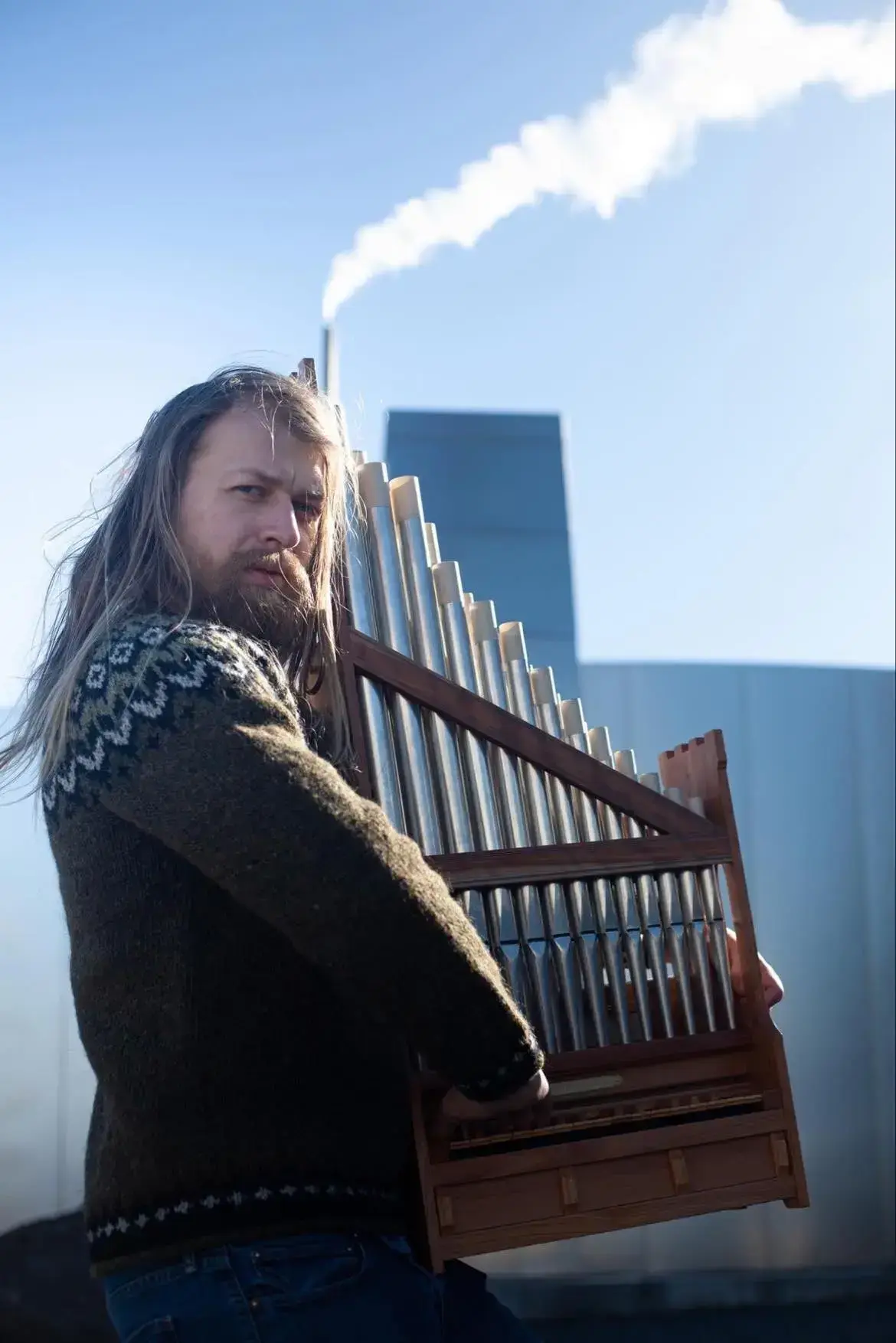 Anders Hannevold med organettopipe. Foto: Edyta Rem
